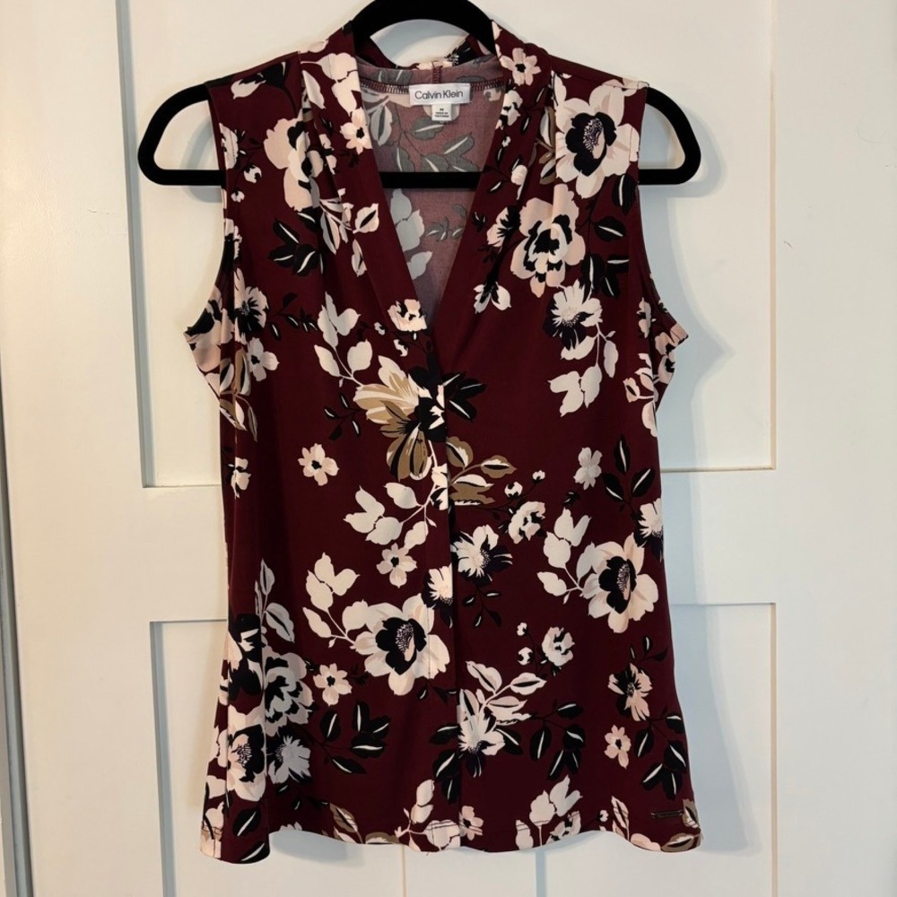 Calvin Klein Womens Burgundy Floral Sleeveless V-Neck Pleated Shell Top Size M